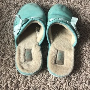 Ugg slippers